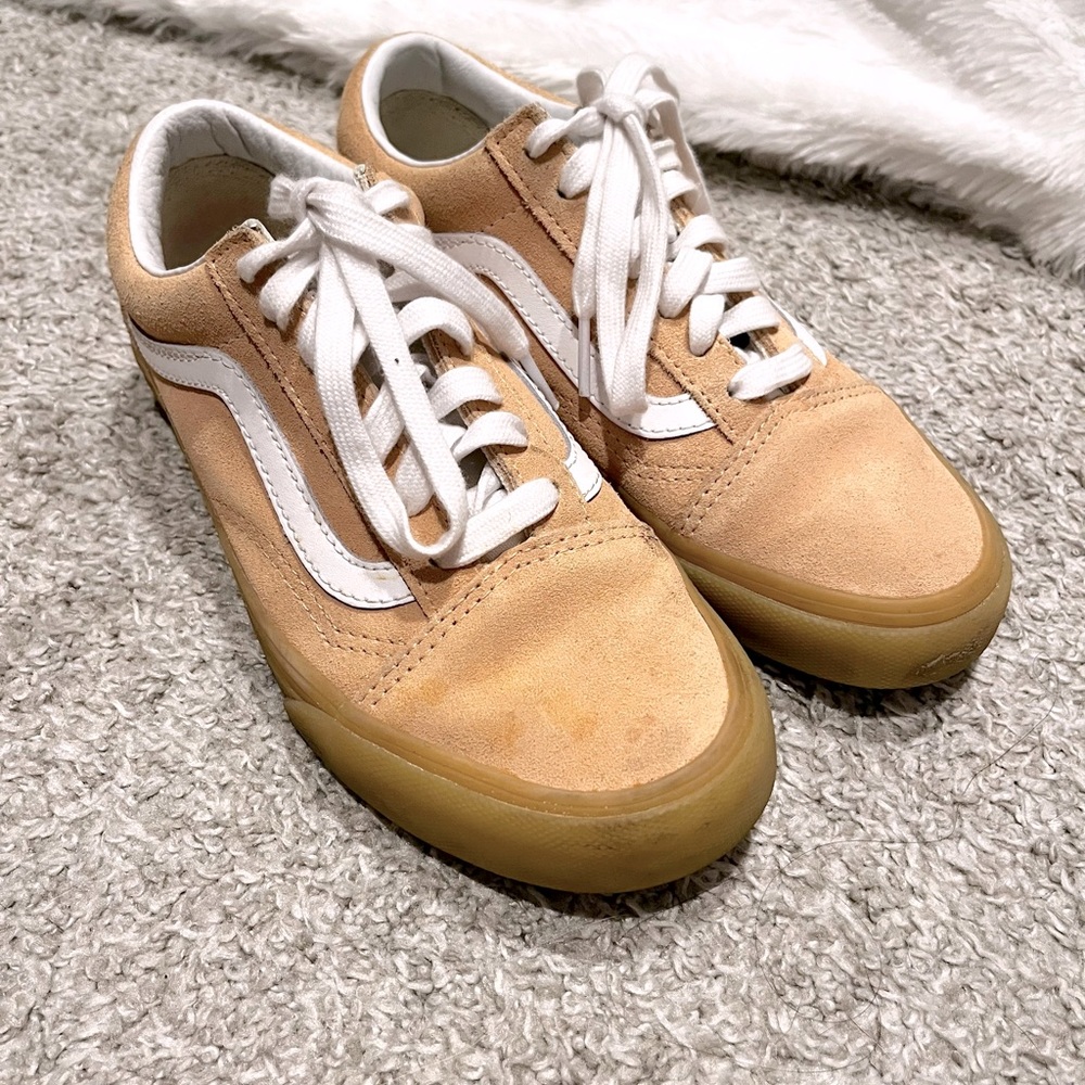 Vans low top